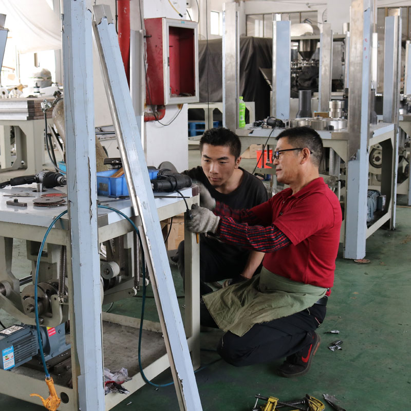 The Semi Automatic Capsule Filling Machine Manufacture Workshop